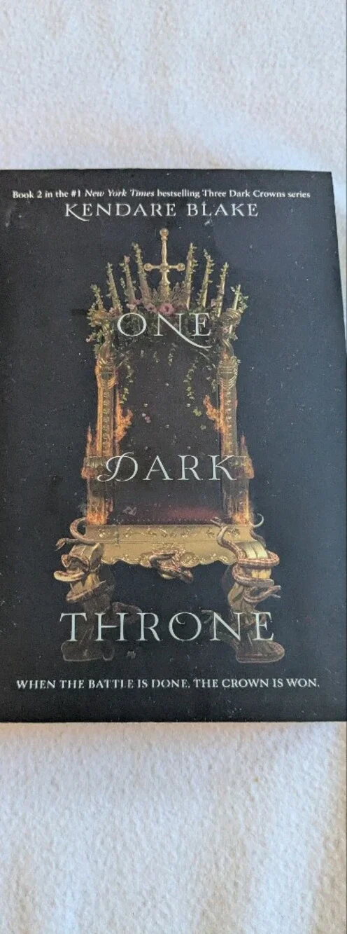 One Dark Throne: Three Dark Crowns #2 Kendare Blake Paperback